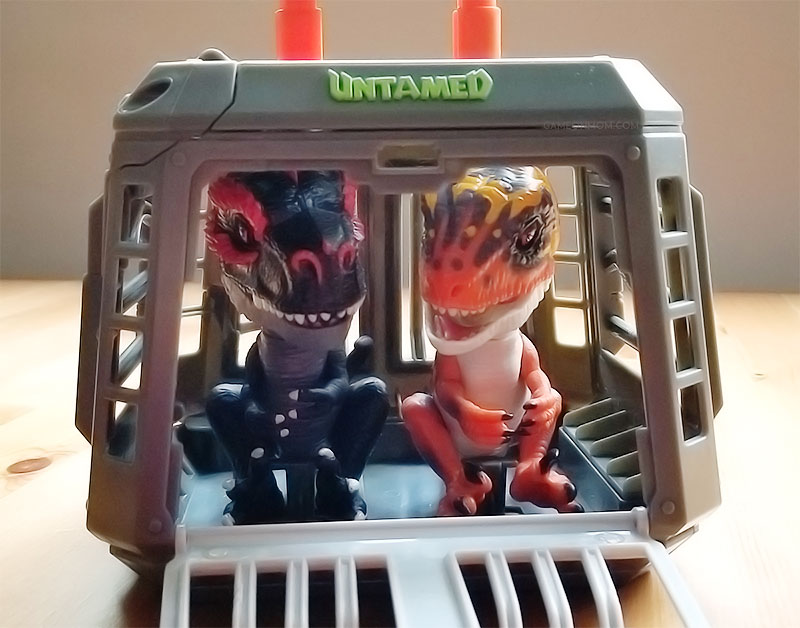 dinosaur fingerling with cage